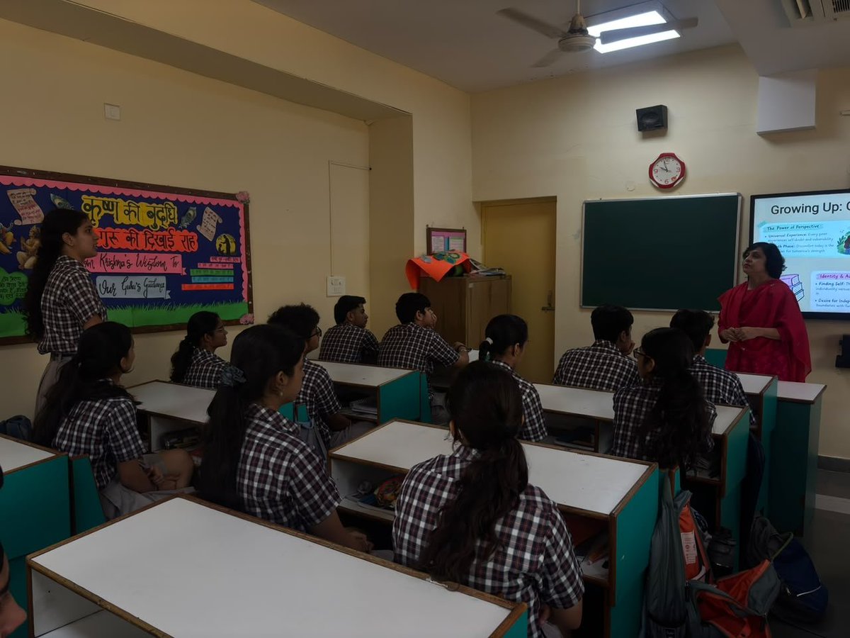 ItlSchool tweet picture