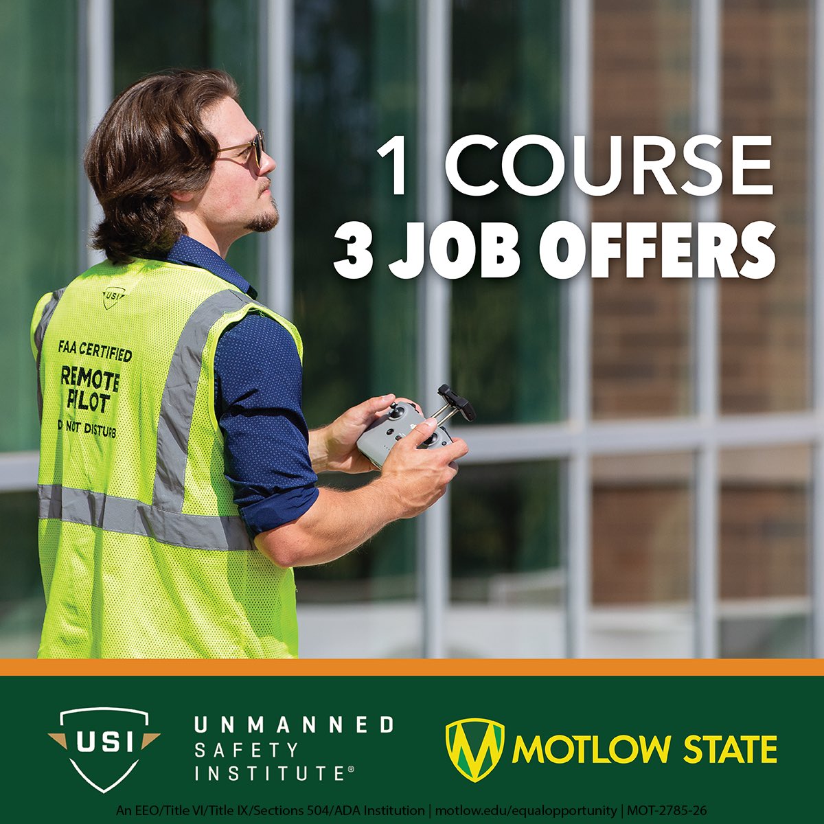 MotlowState's tweet photo. Kent Washburn completed Motlow State &amp; USI’s 12-week drone training pathway, received 3 job offers and now flies drones at athletic events.

Ready to follow his path?

Reserve your seat: https://t.co/QULFmvPgGu
Info Session: https://t.co/zJWPLuvQOW https://t.co/cYwq48Lkts