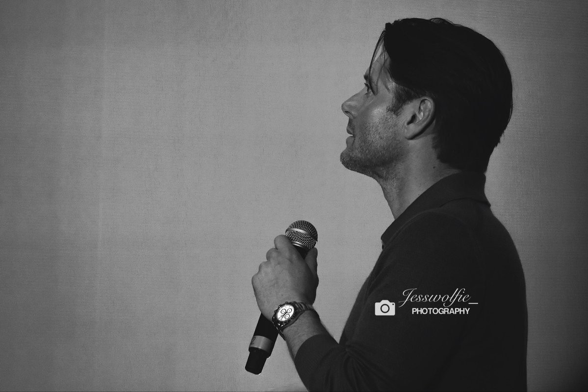 sykadeanw's tweet photo. Jensen Ackles
Rome, Italy
JIB16
#jensenackles #jackles #acklesholics #spncon #conphotography https://t.co/fugJCFDyxV