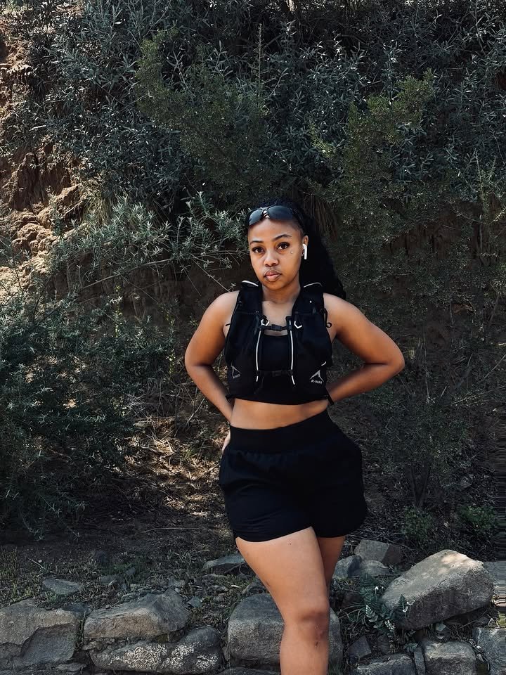 Genius12000IQ's tweet photo. 🖤🖤🖤 https://t.co/b3CQ6E2V31