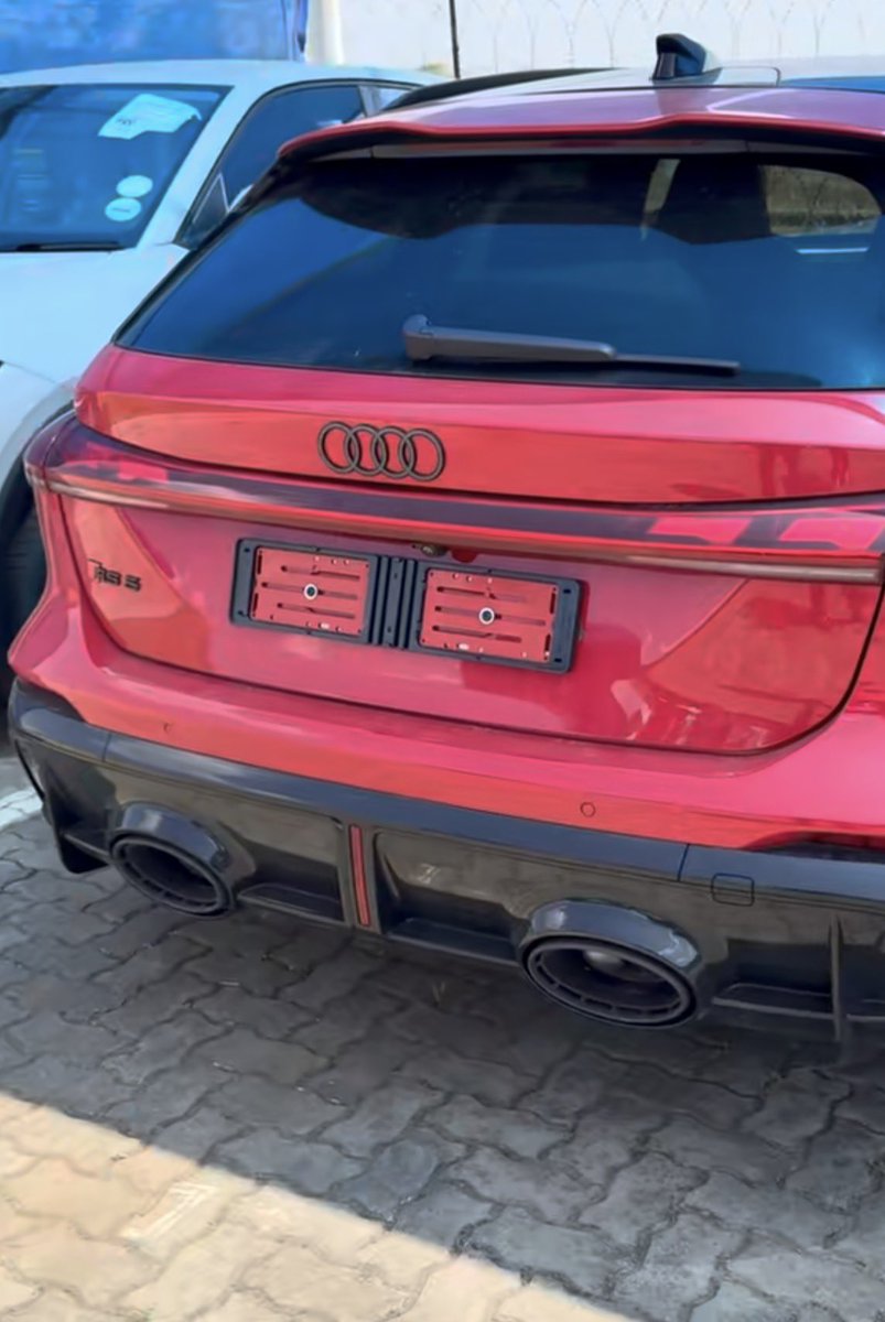 OtsileJK's tweet photo. New Audi RS 5 has arrived 🇿🇦

📸 AC Bryanston https://t.co/HEm82YfTiN