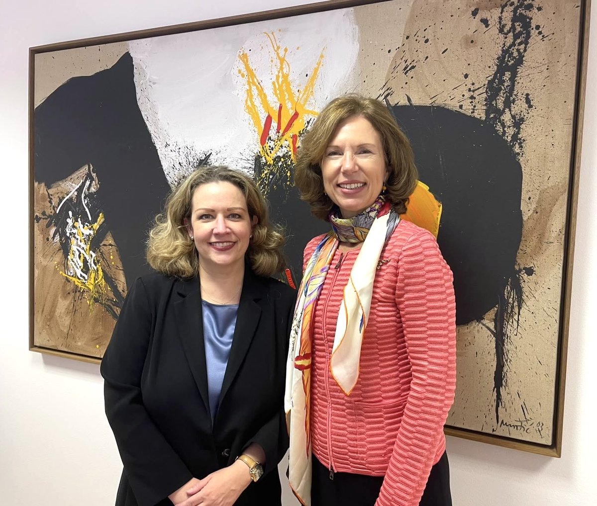 CWilson_FCDO's tweet photo. A great first meeting today with 🇭🇷 Croatian Ambassador to the EU, @IrenaAndrassy

The UK and Croatia share a strong commitment to European security and support for Ukraine. I look forward to working together.

@CroatiaInEU #BackInBrussels https://t.co/erAnF2oLSw