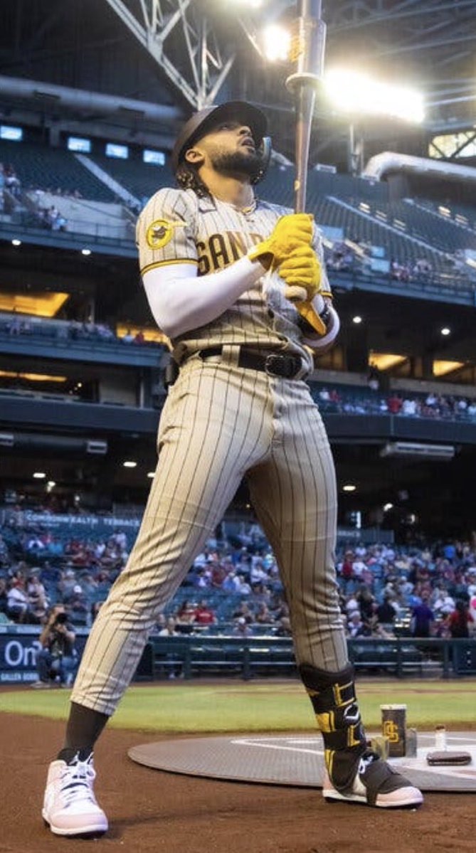 ontheroadAH's tweet photo. Heading to Petco tonight. I do not care how many games we are down. I do not care what pundits say about our team. I am heading down to cheer on my favorite team for the last 4 decades. Loud and proud. LFGSD https://t.co/v6QXzHCdZG