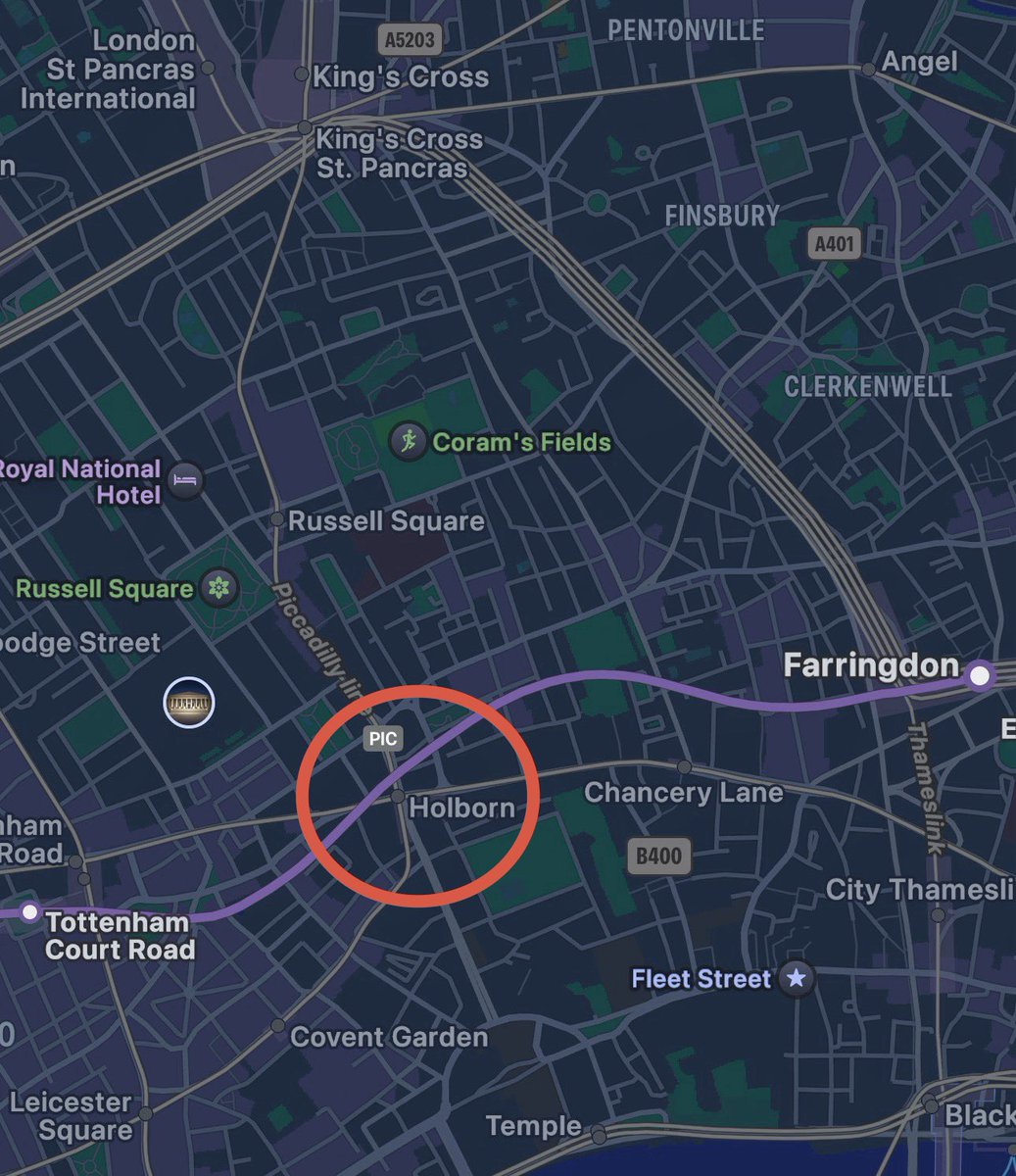 dimenpsyonal's tweet photo. Why does the Elizabeth line just blow past this obvious interchange with no station https://t.co/kKmqWx1AnK