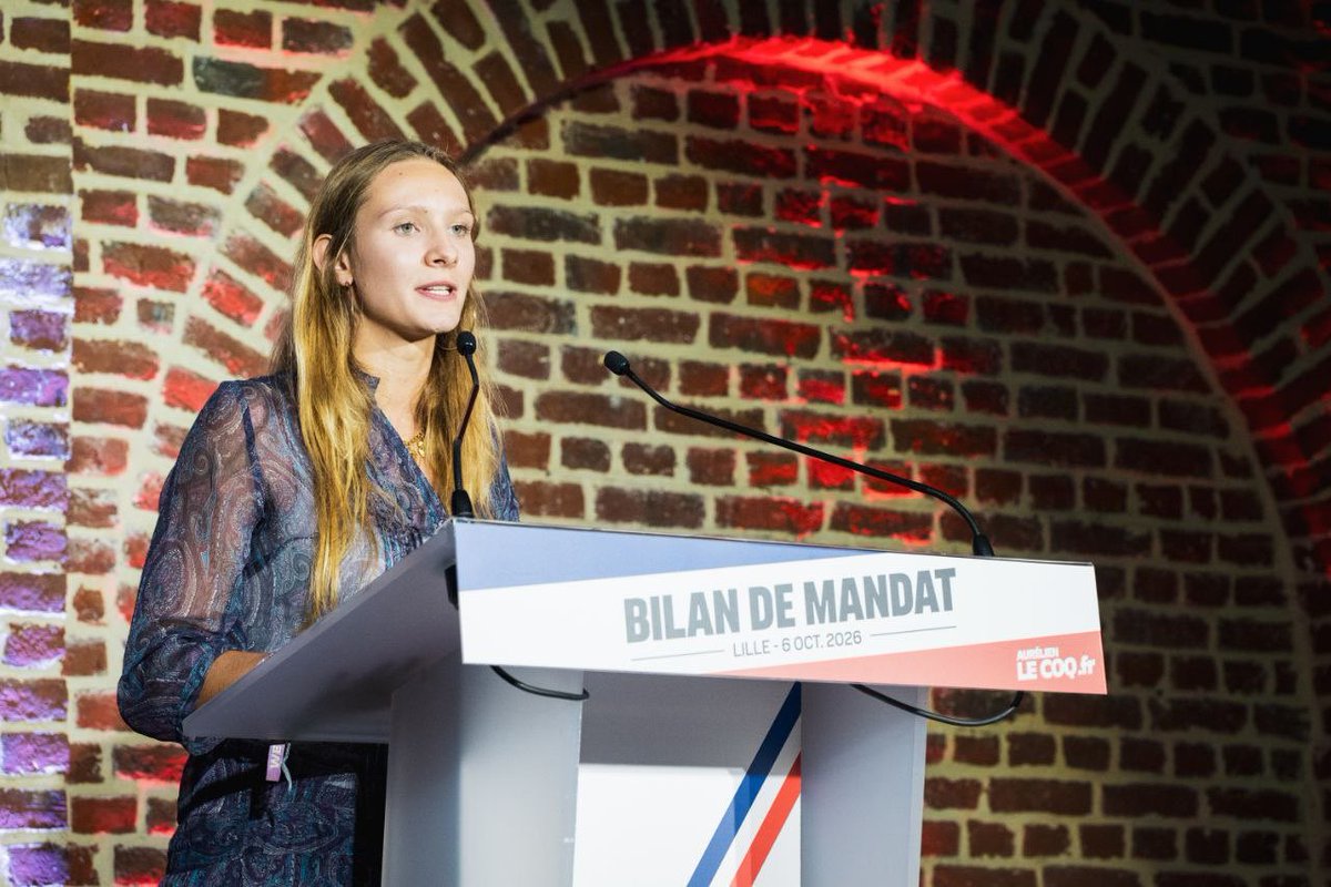 Aurelien_Le_Coq's tweet photo. Fier de laisser les premiers mots de mon bilan de mandat à la jeunesse en lutte pour son avenir ! 

1800 lycées et 90% des universités mobilisés : leur colère est légitime et doit être entendue.

La mobilisation doit continuer ! https://t.co/mGdWvpRpxx
