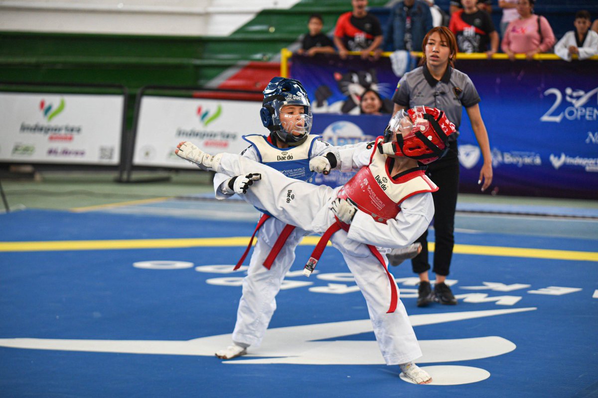 BoyacaLEinforma's tweet photo. #Sogamoso recibe a deportistas de varios países para el cuarto Kids World Open de Taekwondo
La jornada inaugural se realiza en el Centro Internacional de Alto Rendimiento de Taekwondo. Durante la semana habrá combates, poomsae, TK3 y competencias para distintas categorías. https://t.co/KmHV8JEzVC