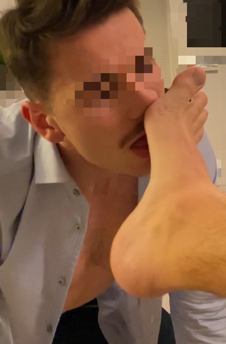 iamfinnpup's tweet photo. 🔒6/31 - The best way to relax after a long day at work. 
#locktober #locked #chastity #fag #faggot https://t.co/XXfTQhDhhn