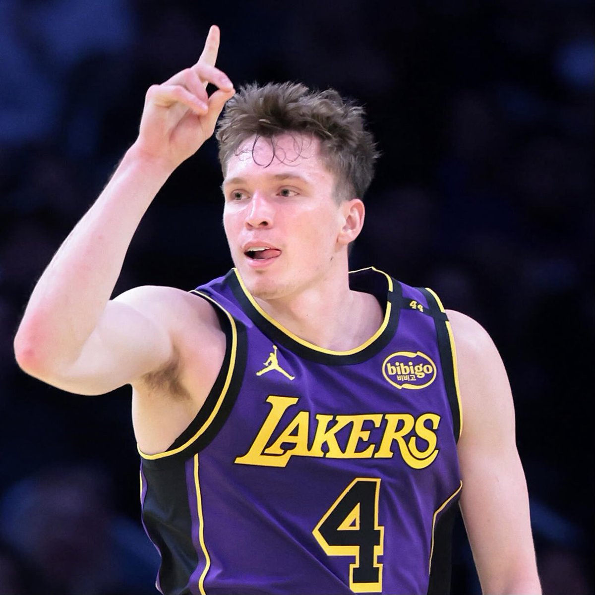 RTNBA's tweet photo. Draymond Green on Dalton Knecht:

"Dalton Knecht is not expected to make the Lakers' roster: it's crazy because he seemed to have some promise but I think the voided trade ruined him. I blame his agent because the moment the trade fell through he should have been working to get him out of LA. Someone has failed this kid"