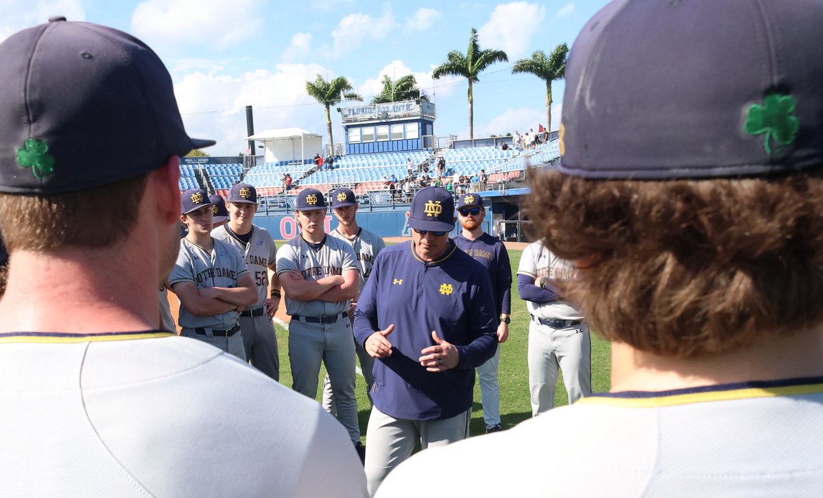 NDBaseball's tweet photo. Happy National Coaches Day to the best 🏆 

#GoIrish☘️ https://t.co/upaHRUHXWR