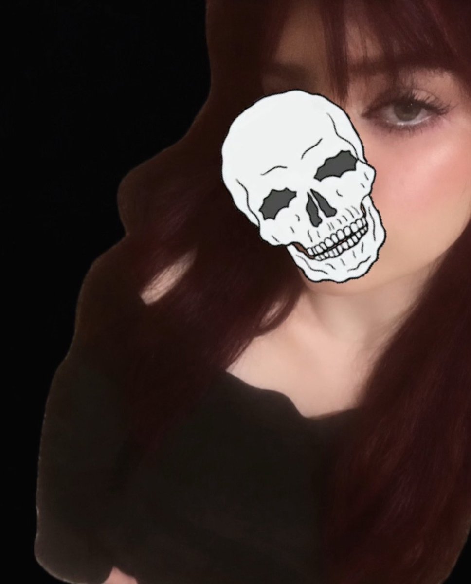 W90vh's tweet photo. Dark red🏴‍☠️ https://t.co/SOn188OCAZ