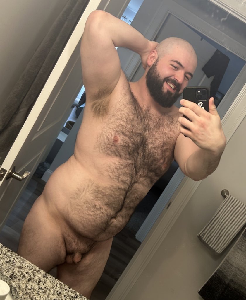 Parade312152184's tweet photo. @exp0sed32 🥵🥵🥵🥵 https://t.co/SyhS3FVR3h