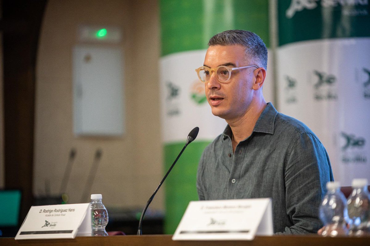 prodetur's tweet photo. 📢 ¡Arranca en Cañada Rosal el encuentro clave para la competitividad agroindustrial! Organizado por Prodetur, Sevilla y el Ayuntamiento de Cañada Rosal, abordamos en directo los grandes retos del campo: futura PAC (2028-2034), registro de fertilizantes y plan de abonados https://t.co/OKruElGS2o