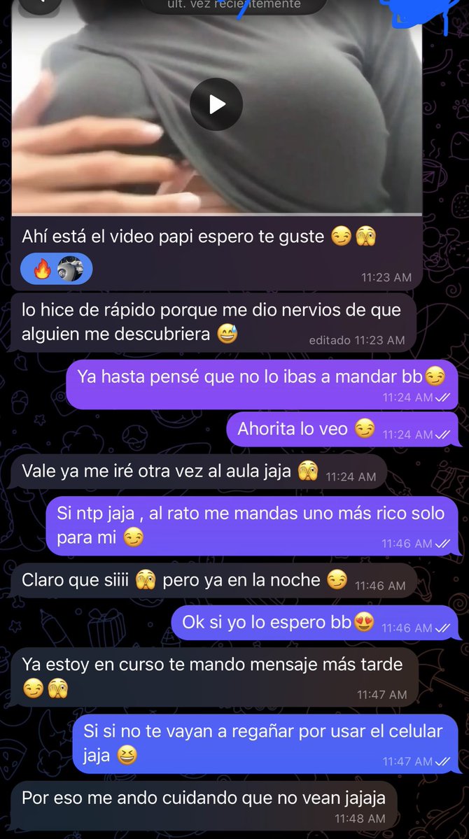 Jass9977e's tweet photo. Otro aporte de una morrita de prepa desde los baños de la escuela 😈🔥
#aporte #colegiala #teen #wata https://t.co/liKPW1jaWG