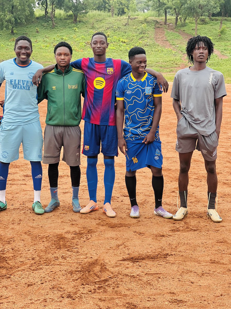 mohndagi_jr's tweet photo. Nigerian oyibo 😂 https://t.co/fpwuJDfhOZ