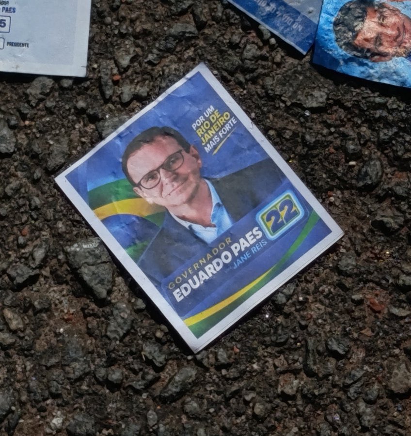 robertxyo's tweet photo. não chamem de burrice gente

É CRIME ELEITORAL (principalmente na baixada) https://t.co/T8vyD3YhvU