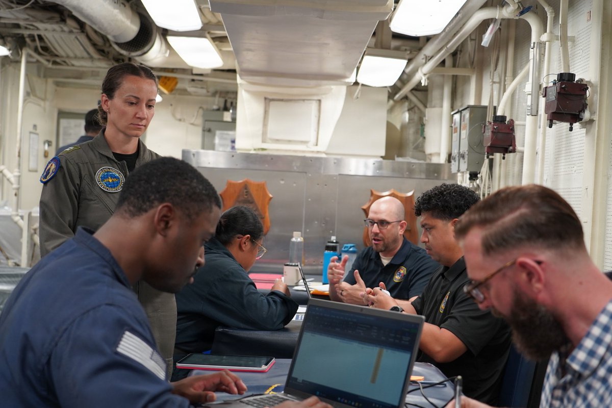 DONOSBP's tweet photo. Better Sleep, Better Readiness: Naval Health Research Center Leads Charge for Evaluating New Shipboard Mattresses

https://t.co/PF07QReNkV 

Story by Danielle Cazarez | Photos by Matthew Reyes https://t.co/Y2LKJgKMUJ