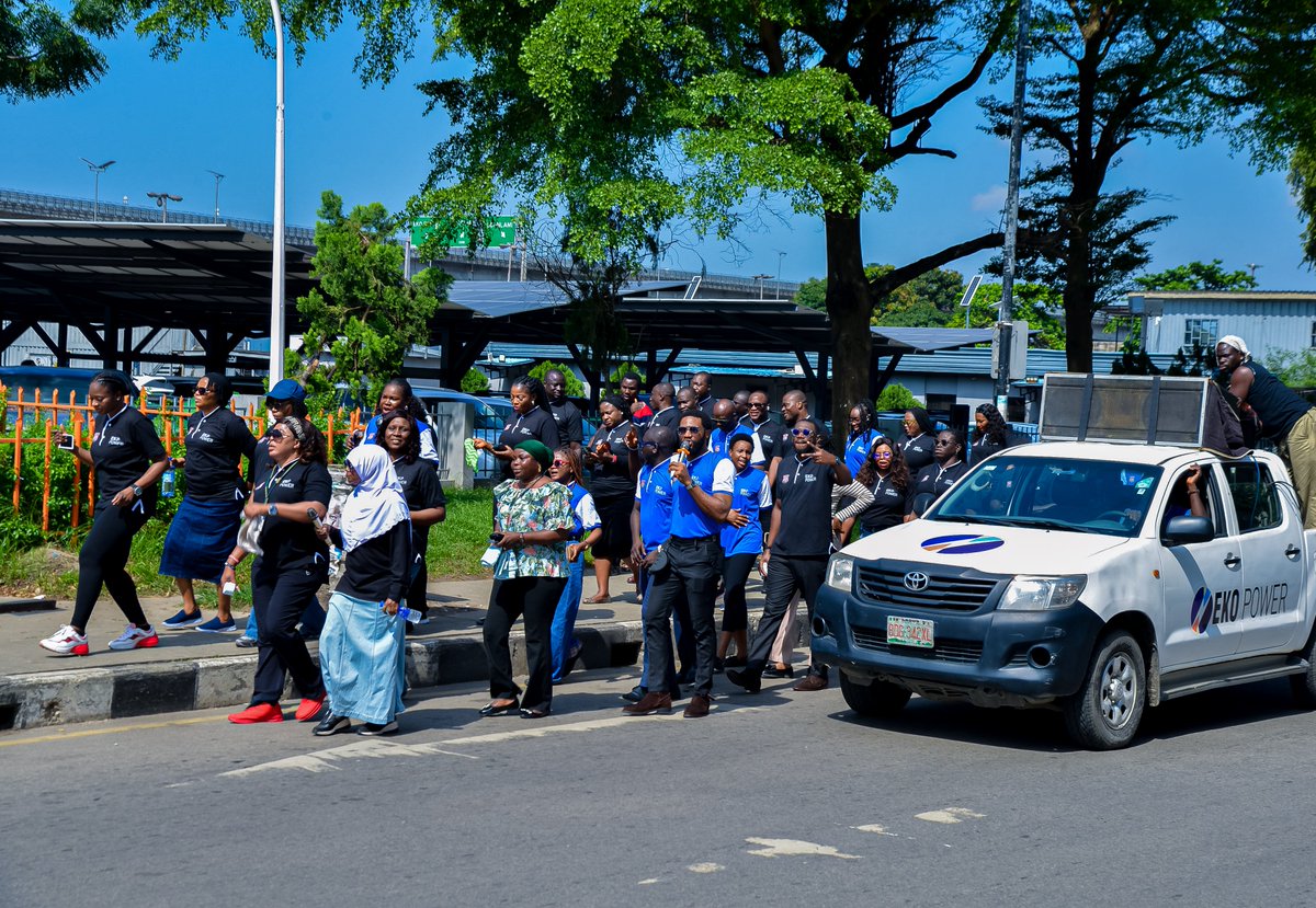ekopowerltd's tweet photo. Day 2 of #CustomerServiceWeek2026: The Extra Mile, on foot.

At Eko Power, our team took service to the streets of Lagos. We met customers in their communities, listened to their concerns and shared simple ways to manage their electricity better with Eko Power App.
#EkoPowerLtd https://t.co/ujupnuqOHo