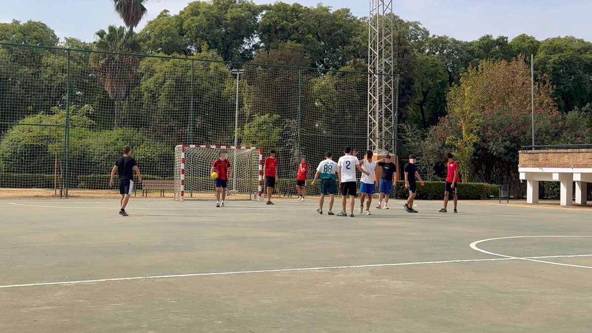 espaciolibreES's tweet photo. I Torneo de Fútbol Sala “Pepe Baldaraque”.

Deporte-Acción-Comunidad. https://t.co/p0VK6Ffhrj