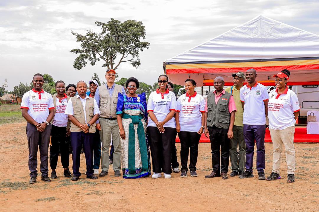 CKainerugaba's tweet photo. Kibuku marked #WorldPPHDay, closing PPH Awareness Month and launching the Obstetric Haemorrhage Implementation Framework 2026/27–2030/31. 
A new Newborn Unit at Kibuku HC IV-built by @MinofHealthUG and equipped by Bulamu Healthcare-was commissioned to strengthen maternal and newborn care. 
Gratitude to @MinofHealthUG , @UNFPAUganda, @AmrefHealthAfr, Kibuku District Local Government, health workers and all partners driving safer motherhood. 

#EndPPH #MaternalHealth #Uganda