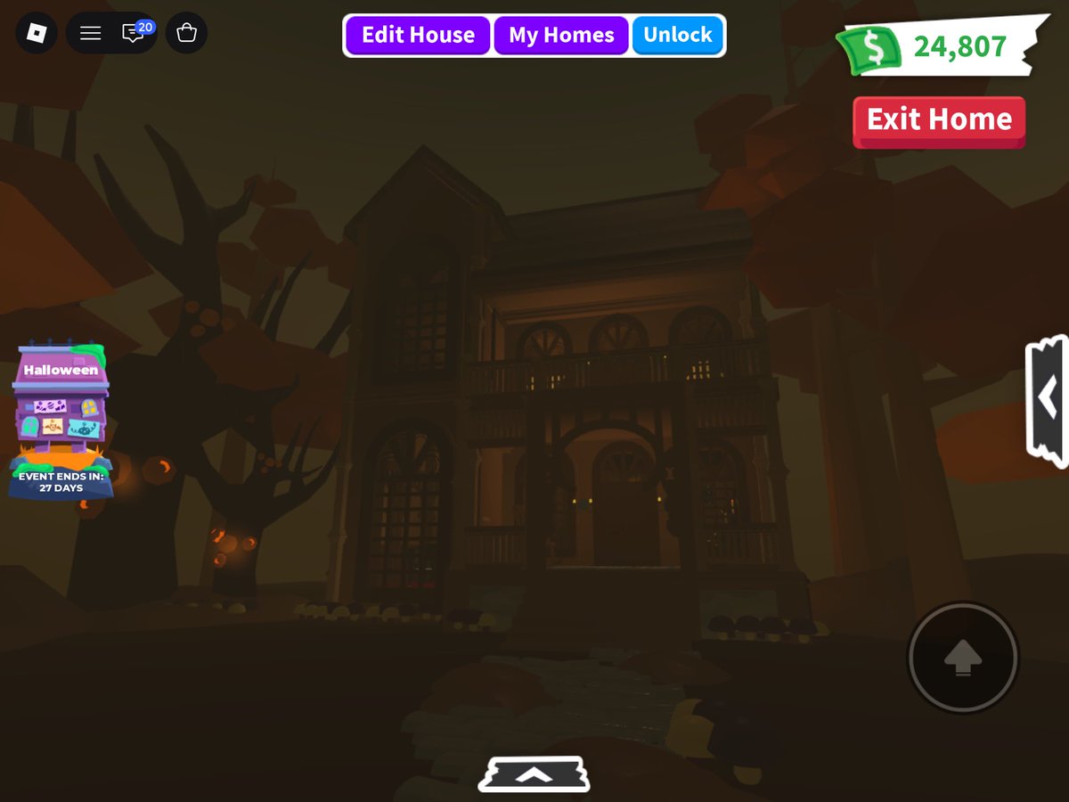 SGustea54571's tweet photo. I’m trading these two houses! They’re both built 100% by me they’re NOT CLONED. Comment or message me if you want a full tour or you want to offer! https://t.co/cCvbcQJ3uZ