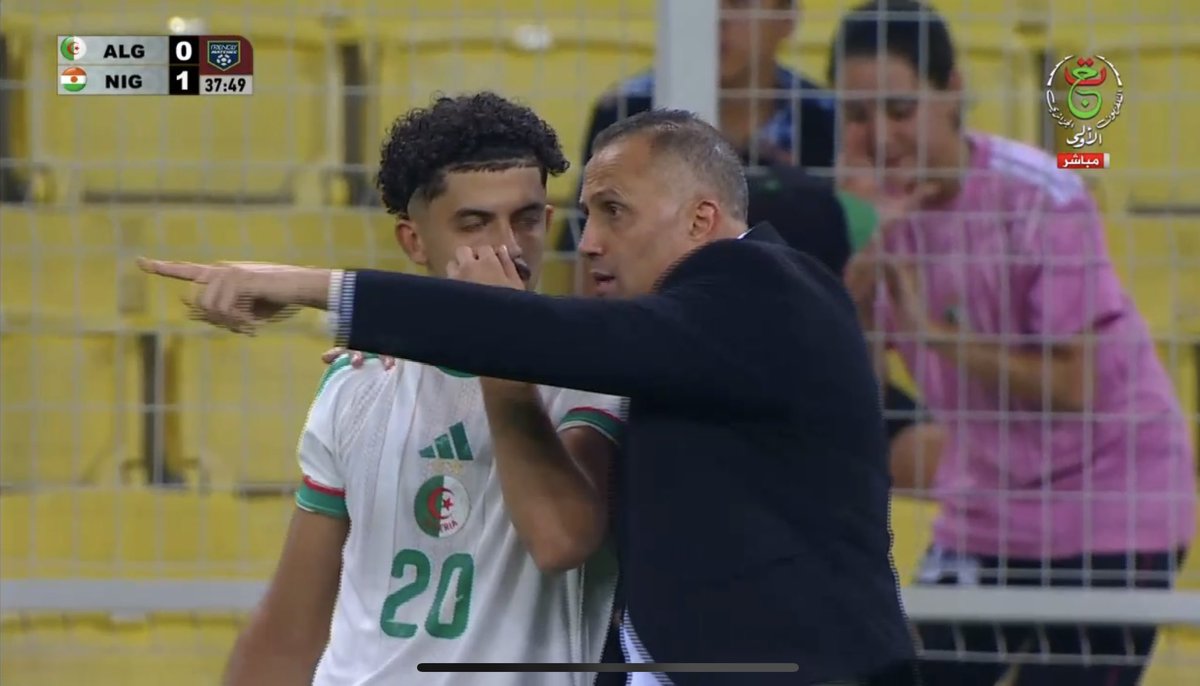 JDZFootball's tweet photo. - C’est quoi vos consignes coach ? 

- MARQUE ! https://t.co/OhXGOG4inI