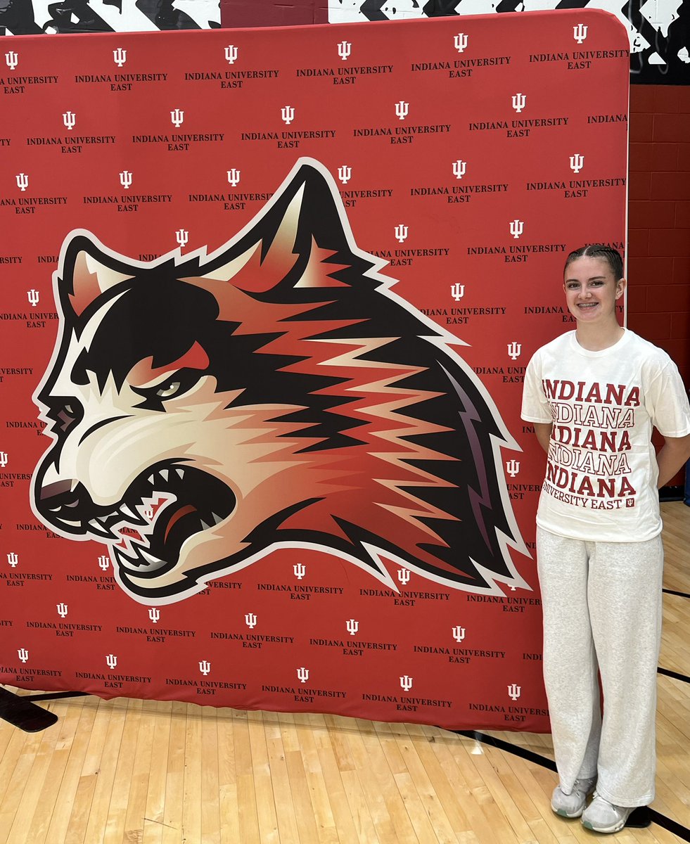NevittJaycelyn's tweet photo. First let me thank God for never letting me walk this life alone. I am blessed to share I have received my first offer to play basketball at the next level! Thank you @GoWolvesCoachSC and @iueredwolves for having me on campus today!
@FiveStateHoops 
@PGHKentucky https://t.co/UNur2S863L