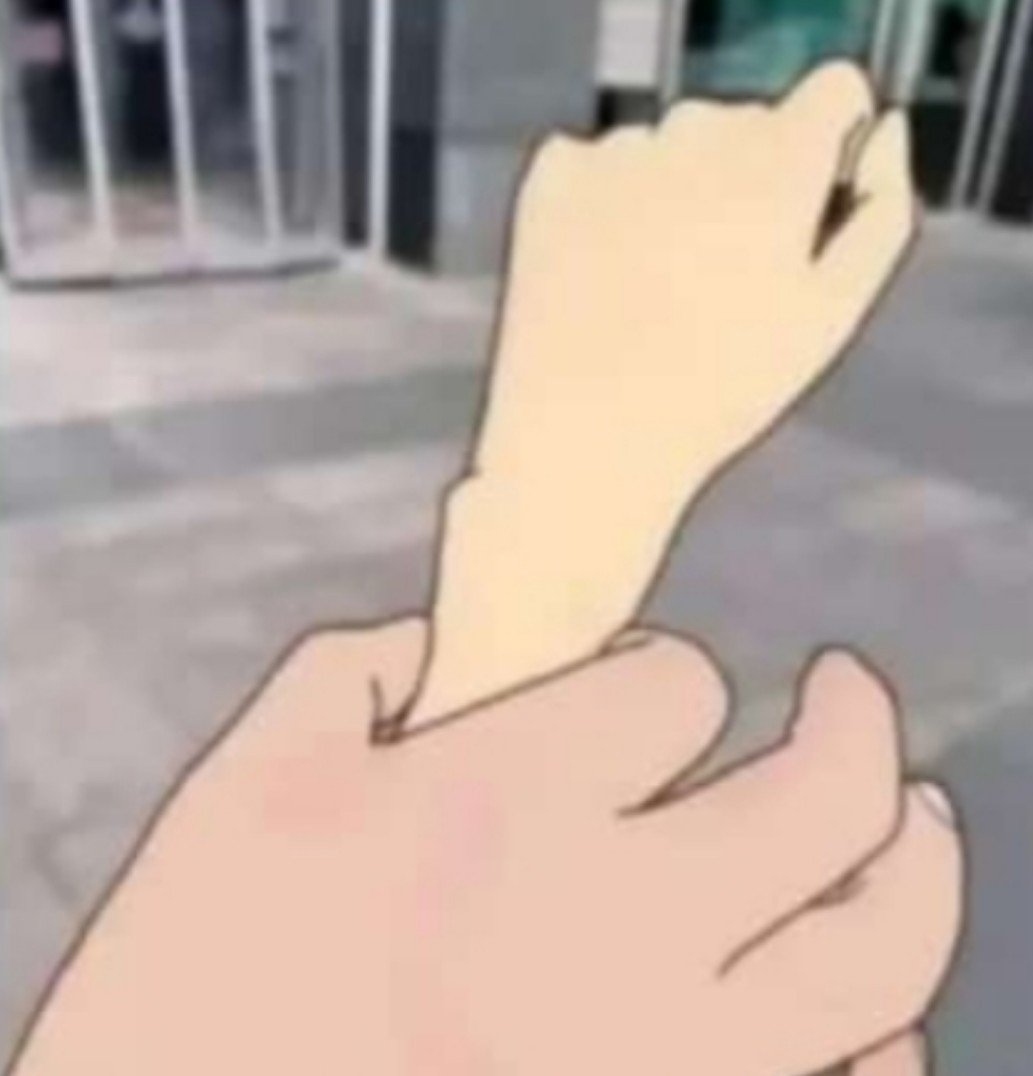 weehmzeee's tweet photo. Girls hands be like..... and she ends up threatening you vile atakupiga😂 https://t.co/yF4KZrvrt7