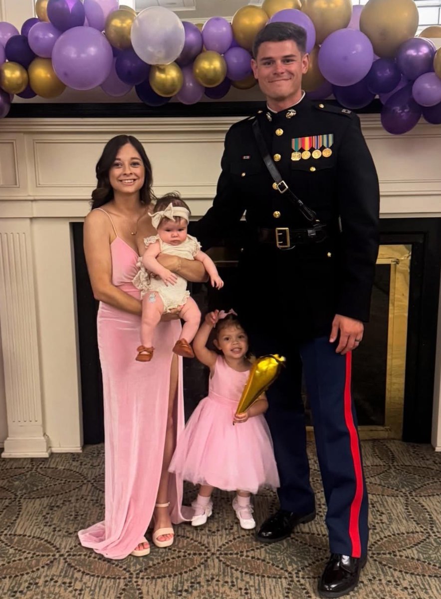 specialopsmag's tweet photo. The military community is mourning the loss of US Marine Captain Garrett Pearson, who died unexpectedly after a MARSOC training accident off the coast of Florida.

He is remembered as a devoted husband and a proud father to two daughters.

Rest easy, Captain Pearson.
Semper Fi. https://t.co/0to6B5xmqu