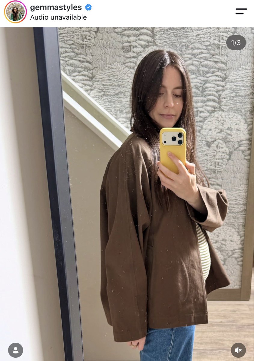 occasionaldsco's tweet photo. HARRY IS GONNA BE AN UNCLE AGAIN 😭 https://t.co/PwcXJDz3TF