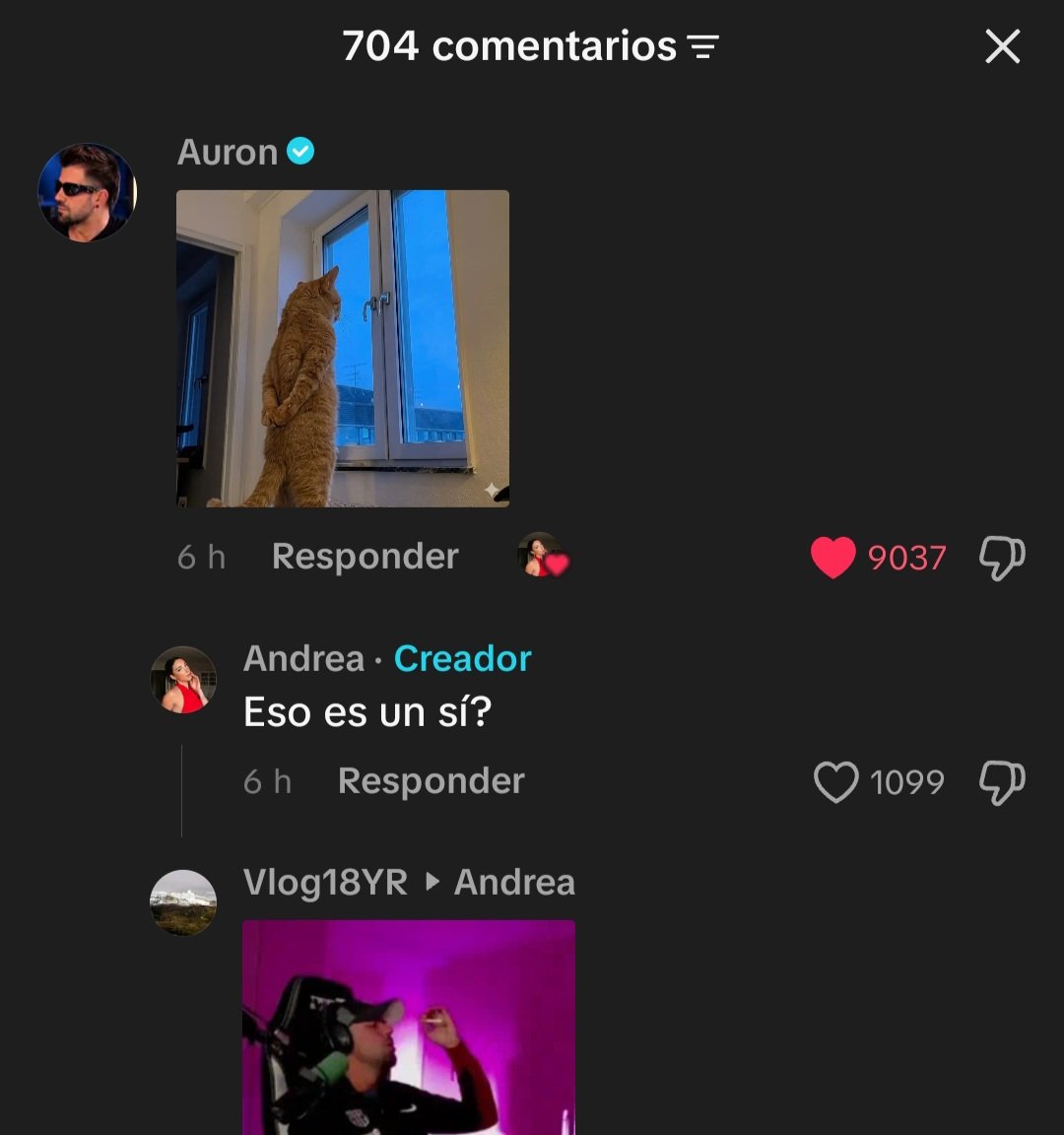 fley_es's tweet photo. 🚨Una jovencita confusa pide que vuelvan las bromas telefónicas de Auronplay del pasado y recibe una respuesta mucho más confusa:

"Contigo me empecé a reír, supe lo que es llorar de la risa, yo te ayudo si quieres ¡abduscan!" https://t.co/W7FMDJ1fRU