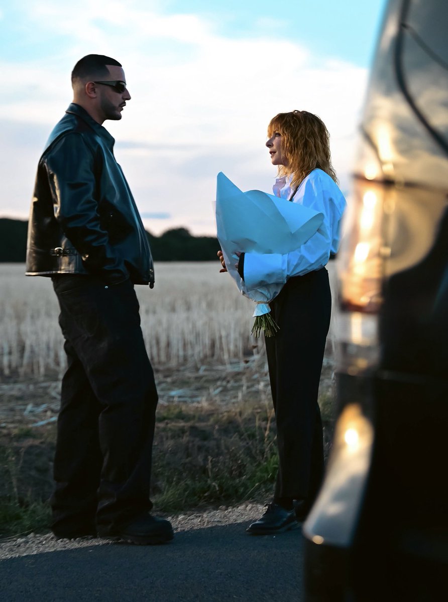 djsnake's tweet photo. Très honoré de collaborer avec l’icône française Mylène Farmer. 
Une magnifique aventure artistique que j’ai hâte de partager avec vous. 🇫🇷👑 https://t.co/fxQjP7fXKn