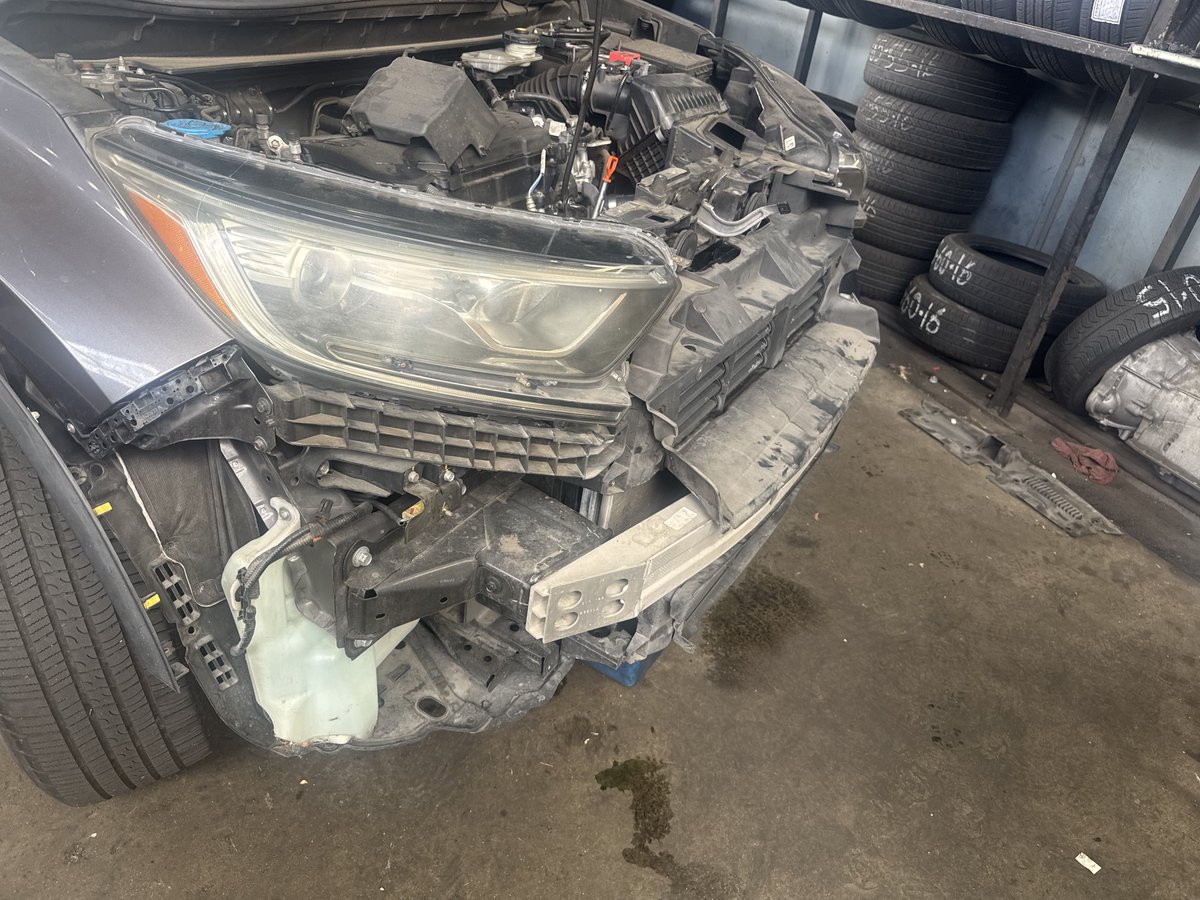 Eberhardtstire's tweet photo. Ken's Honda Odyssey case, closed in Fullerton: brakes, rotors, new tires, and an alignment. 5 stars: "I left feeling that I had paid for honest repairs rather than unnecessary ones." Call (657) 695-2404, ask for Dan or Teo.
#Fullerton #Anaheim #Placentia #YorbaLinda #Brakes https://t.co/IMzW87AnAz