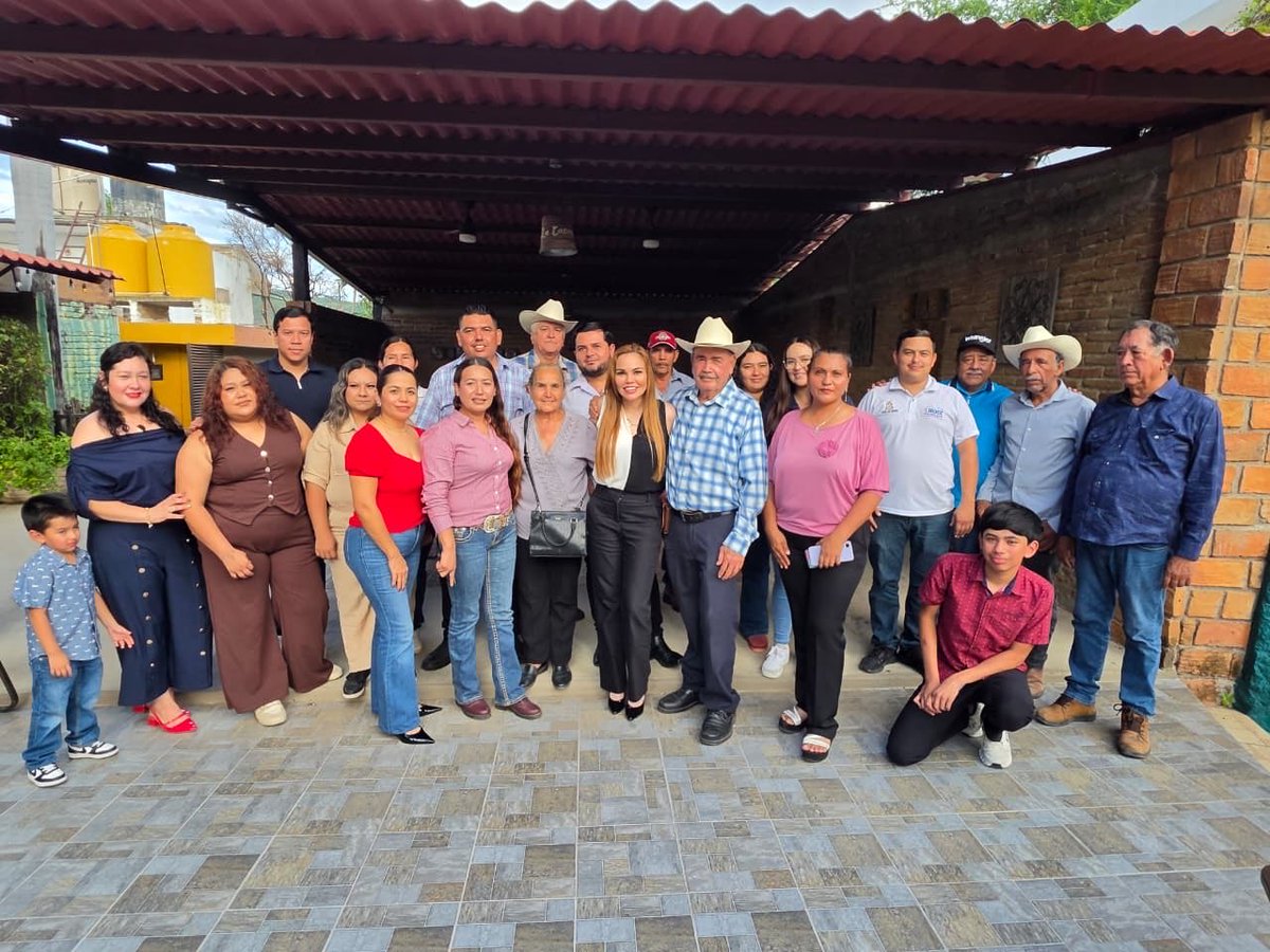 PaolaGarateV's tweet photo. En Choix escuchamos a personas comprometidas con la causa que les mueve, porque saben que Choix merece más y SINALOA merece un gobierno que los respalde. https://t.co/EgMRPqgsGP