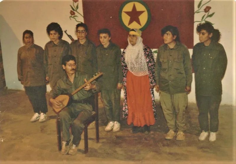 serheedii's tweet photo. Müzik Kürt hakikatinin en önemli ifade tarzıdır.

Serokati https://t.co/JtbOhQegXd