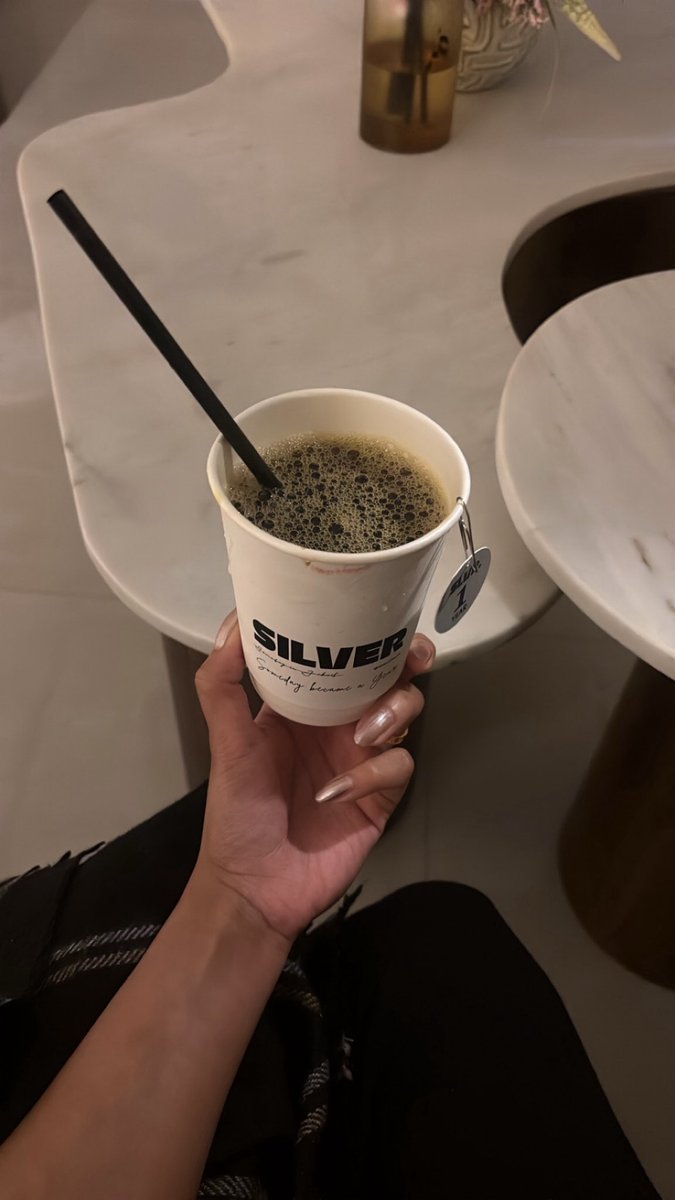 inxapo's tweet photo. Good evening 
🖤 https://t.co/klOI51FQB4
