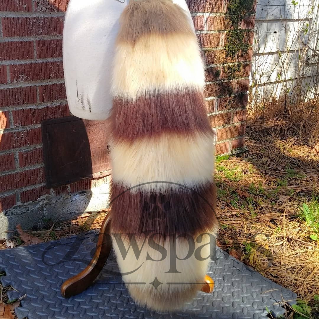 LuxePaws2ea's tweet photo. Custom Fursuit Paws &amp; Tail Commissions Open

Handmade fluffy paws and tails made with care and attention to detail
Want a custom set for your fursona DM me to discuss your design
#Fursuit #FursuitPaws #FursuitTail #PawsCommission #TailCommission #FurryPaws #FursuitMaker #furryart https://t.co/WV1HW7CTX3