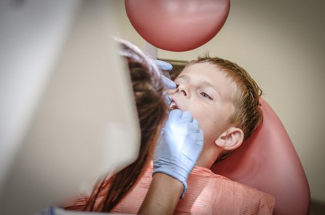momknowsbest15's tweet photo. Thumb-Sucking, Pacifiers &amp; Crooked Teeth: When Should Parents Actually Worry? ~ https://t.co/eIYxvxm2os
.
#thumbsucking #dentalproblems #crookedteeth https://t.co/qzyc5qNFJR