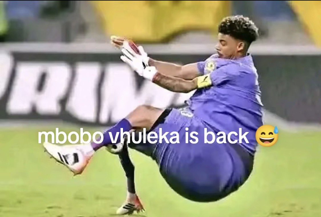 Strawbae1111744's tweet photo. @TaPhuras Ubaba ka mbobo vuleka williams lo🤞🤣🤣🤣🤣🤣 https://t.co/FRkpWzeTbG