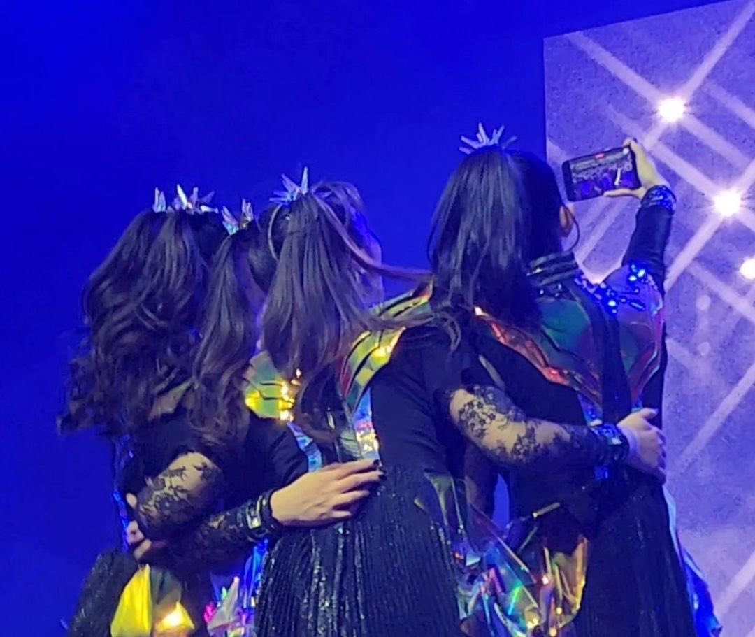 lunarnabi's tweet photo. They’re just so cute here ✨ https://t.co/GxsJBVu2Vh