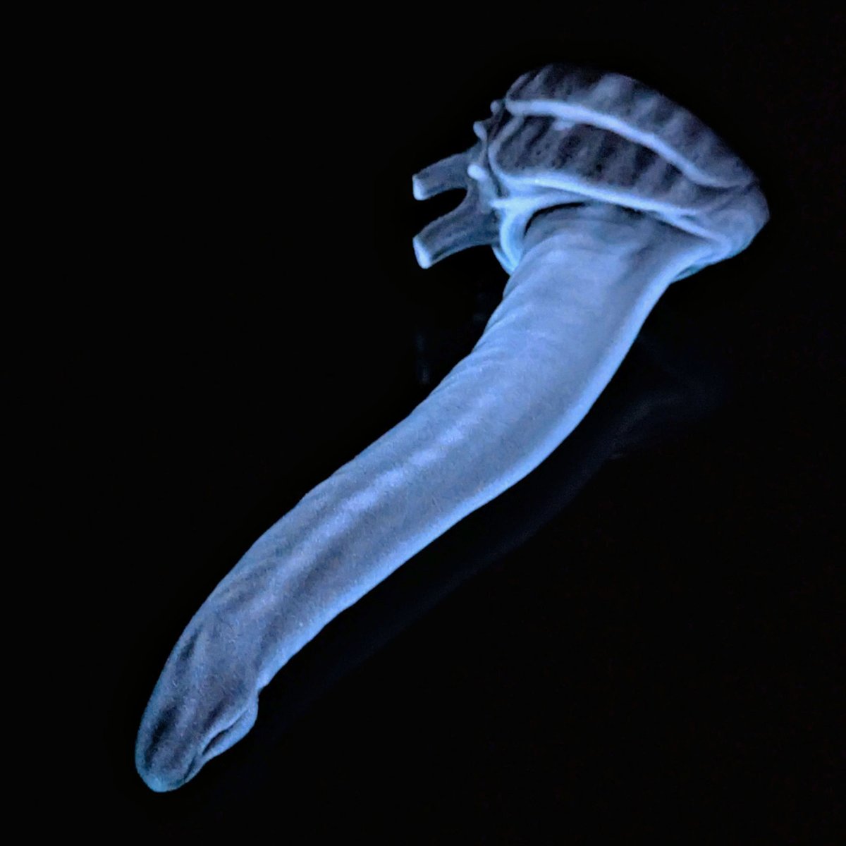 HodgePodgeEnt's tweet photo. Aliens incoming, this time with glow! 👽🛸

We get questions occasionally about the flexibility of our toys.
Pretty darn flexible! In soft firmness, most toys are rigid enough to stand unaided, but soft enough to get a *very* good squish! https://t.co/NK94wdAOW9