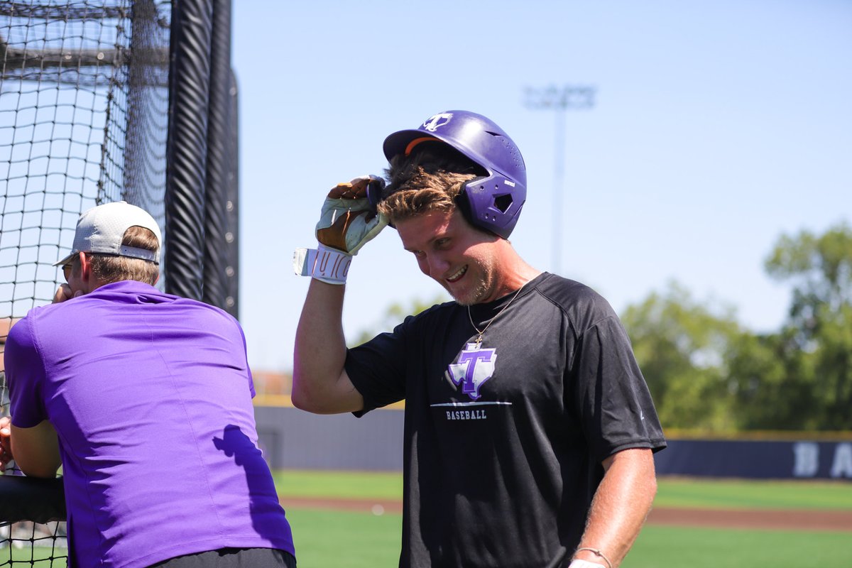 TarletonBase's tweet photo. All smiles because we play baseball this week 🤠⚾️ https://t.co/MsVS8FclvI