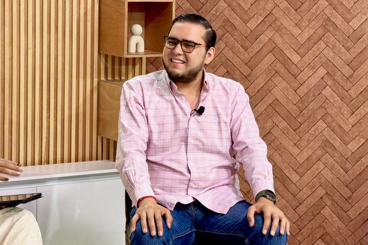 trcambiente's tweet photo. 🌱Acudimos a las instalaciones de Torreón TV para participar en el programa “Nuestra Ciudad”, donde platicamos sobre cómo las niñas y los niños se relacionan con su entorno y la importancia de fomentar desde temprana edad una cultura de respeto y cuidado por el medio ambiente. https://t.co/QncAfLTPdY