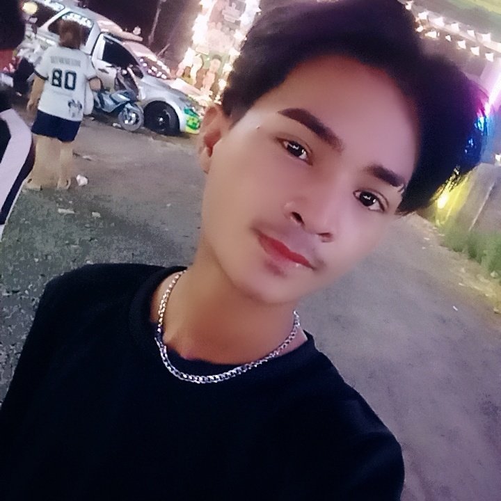 KoShinerhdo's tweet photo. တတ်တူးထိုးချင်တယ်ကွာ🤑🥺 https://t.co/YpELIHfy8q