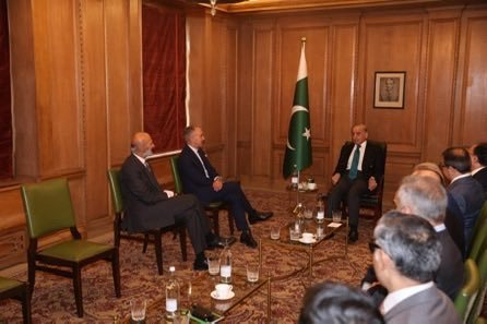 JimmyVirkk's tweet photo. عمران خان راولپنڈی میں صہیونیوں کی قید میں ہے۔ https://t.co/yfZxEx2WpX