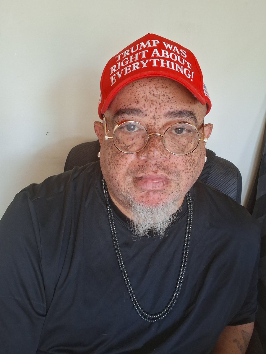 DelkReese's tweet photo. I didn't Vote Trump for lower gas prices.
I voted for him to burn the entire corrupt system down. 🇺🇲🇺🇲🇺🇲🇺🇲
#VoteRedDownTheBallot 
#VoteRed https://t.co/AtM03nAur9