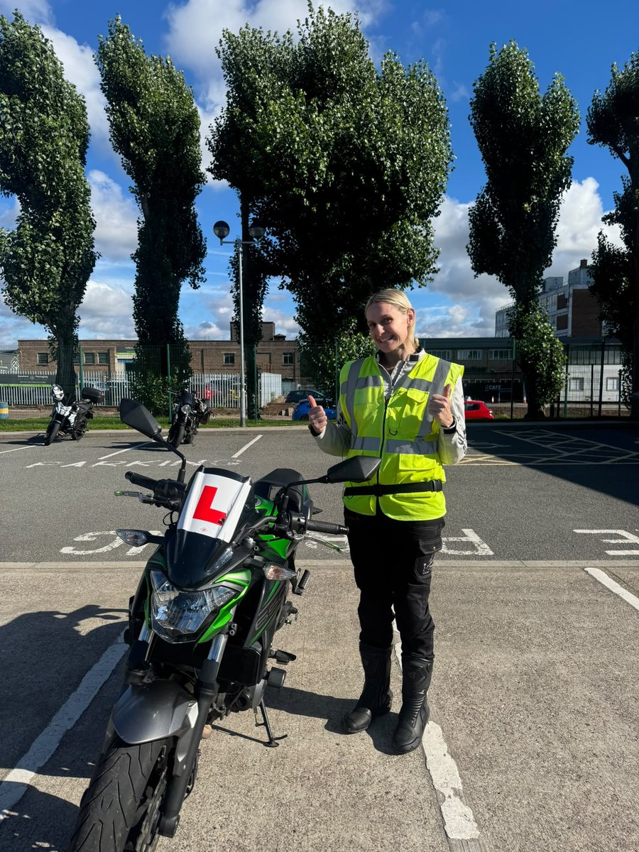 ApexMCT's tweet photo. Tip top Tuesday, Emma and Peter with Mod1's plus Alex and Allan with their Mod2 passes πποΈ https://t.co/VQzfcW48cc
