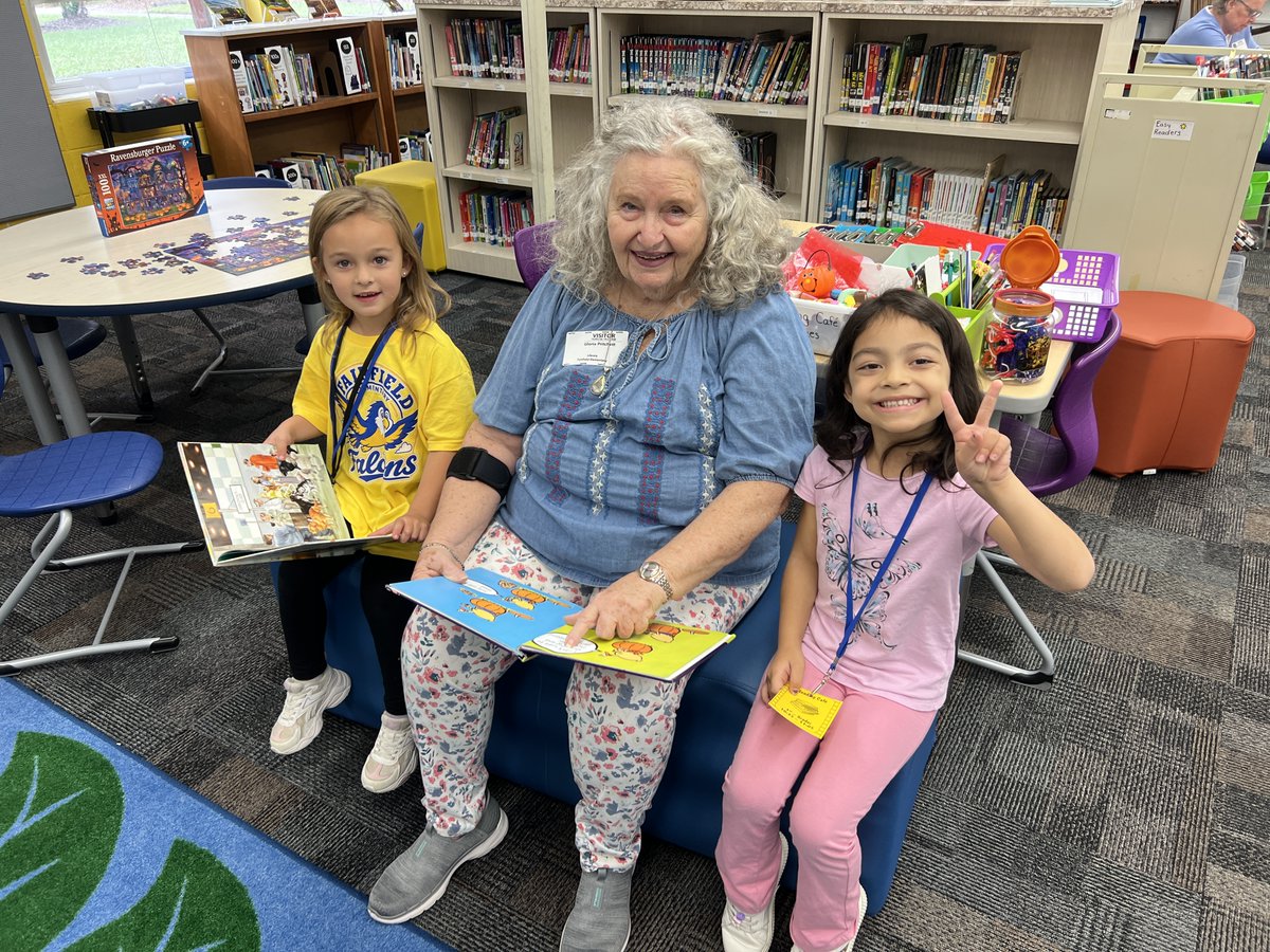VBFairfieldES's tweet photo. Our Reading Cafe with the volunteers from Providence Presbyterian Church started this Monday! The students were so excited to read with them. @vbschools @vbedfound #WeAreVBStrong #library #reading https://t.co/s1OElmxmwL