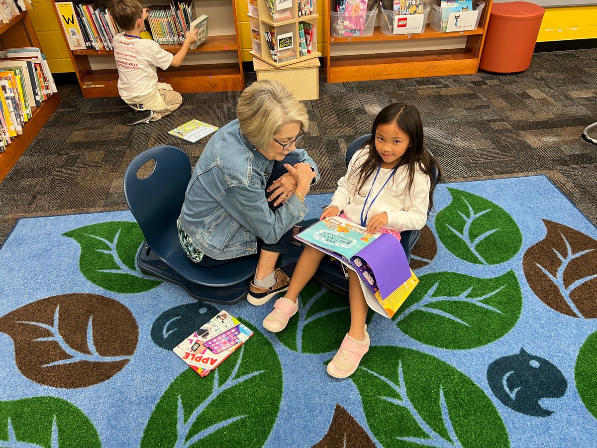 VBFairfieldES's tweet photo. Our Reading Cafe with the volunteers from Providence Presbyterian Church started this Monday! The students were so excited to read with them. @vbschools @vbedfound #WeAreVBStrong #library #reading https://t.co/s1OElmxmwL