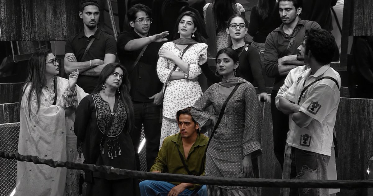 Im_AYAANBB13_'s tweet photo. IF WORLD AGAINST QAZI 

WE AGAINST THE WORLD 🤘🏻🔥

THATS IT THATS A TWEET 🔥🔥

@HotstarReality

UNBREAKABLE QAZI TOUQEER
HEART GOES OUT FOR QAZI

#BiggBoss20 • #QaziTouqeer https://t.co/3cQ13yrRyI
