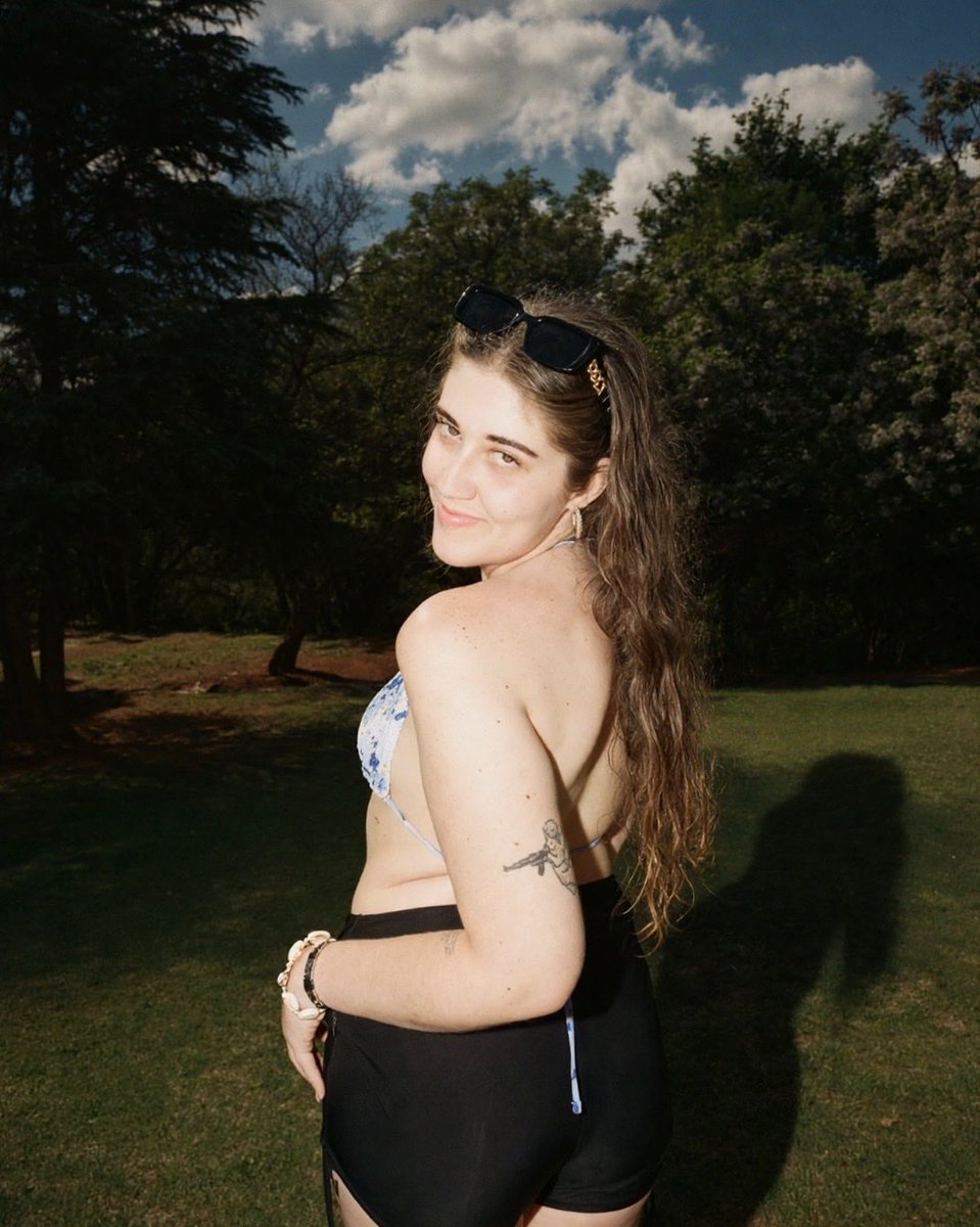 IceMonkey18's tweet photo. Poolside angel ☀️🪽💦
Just a little preview… you know where to find the rest 👀💗

#OnlyFans #OnlyFansCreator #OFModel #OFW #Baddie #Poolside #PoolGirl #ThirstTrap https://t.co/nPqlKBholj